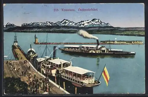 AK Konstanz, Bodensee mit Hafeneinfahrt und auslaufendem Dampfer