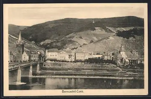 AK Berncastel-Cues, Uferpartie mit Brücke