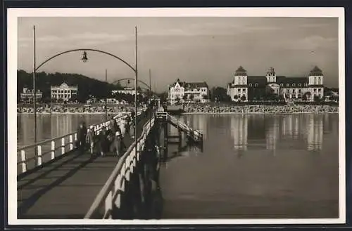 AK Binz auf Rügen, Brücke mit Kurhaus