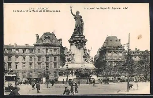 AK Paris, La Statue et la Place de la République, Strassenbahn