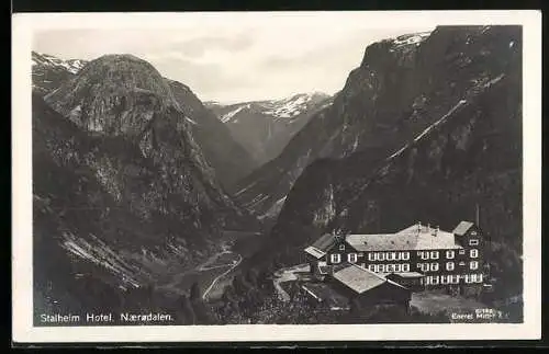 AK Stalheim, Hotel, Naerodalen
