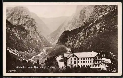 AK Gudvangen, Stalheim Hotel