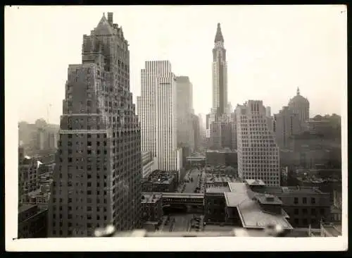 8 Fotografien New York`s Best Photo, Ansicht New York, Nachtaufnahmen, Wolkenkratzer, Reise Hans Kleemann 1930