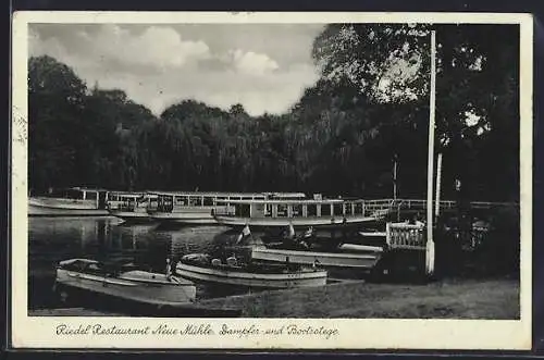 AK Neue Mühle / Königs Wusterhausen, Dampfer und Bootsstege am Riedel-Restaurant
