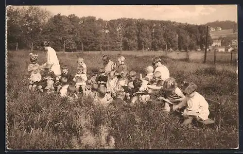 AK Saint-Gilles, La Sablonnière, Ecole de plein air, Lecon de raphia