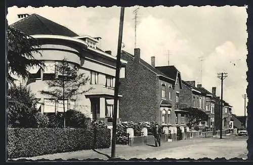 AK Manage, Avenue Albert Ier