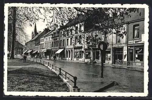 AK Péruwelz, Rue Albert Ier, Strassenpartie