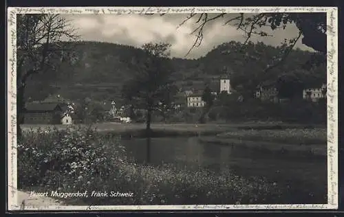 AK Muggendorf /Fränk. Schweiz, Ortsansicht mit Teich