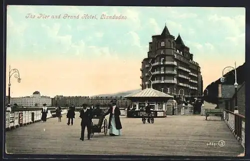 AK Llandudno, The Pier and Grand Hotel