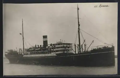 AK Passagierschiff SS Manora vor der Küste