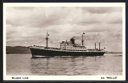 AK Passagierschiff SS Rollo der Wilson Line vor der Küste