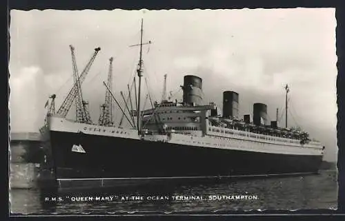 AK Southampton, RMS Queen Mary at the Ocean Terminal, Passagierschiff