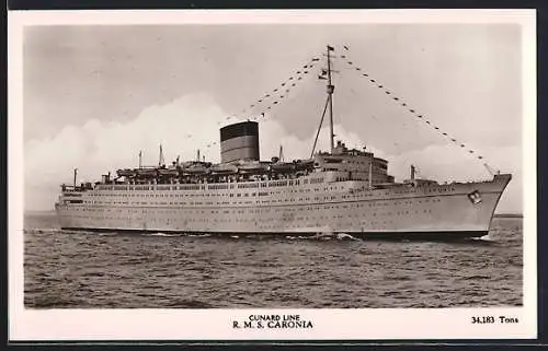 AK Passagierschiff RMS Caronia auf dem Meer, Cunard Line