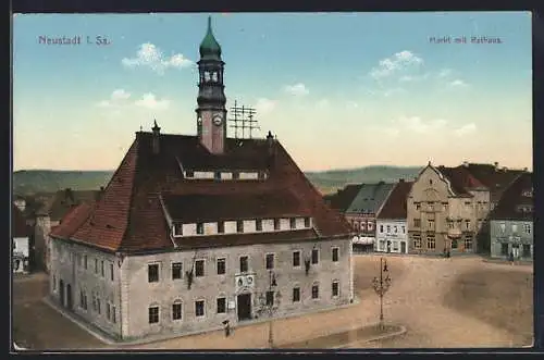 AK Neustadt i. Sa., Markt mit Rathaus