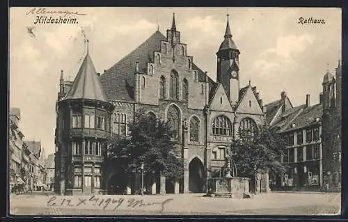AK Hildesheim, Brunnen & Rathaus am Marktplatz
