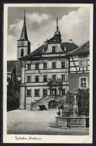 AK Iphofen, Rathaus mit Strassenpartie