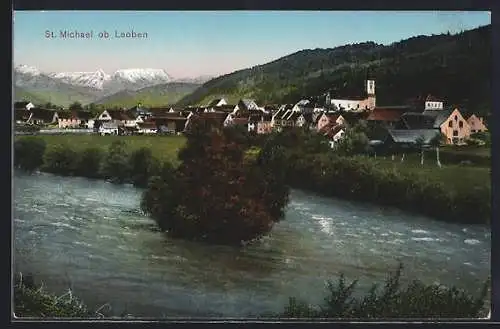 AK St. Michael ob Leoben, Blick über Wasser auf den Ort