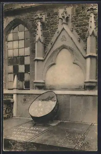 AK St. Gerard les-Namur, Cimetière, Sépulture de la Famille Martin