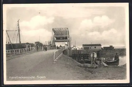 AK Karrebaeksminde, Broen