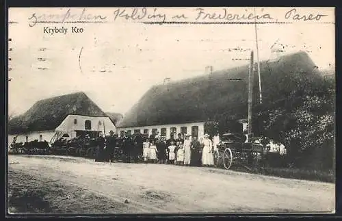 AK Krybely Kro, Ortspartie mit Anwohnern