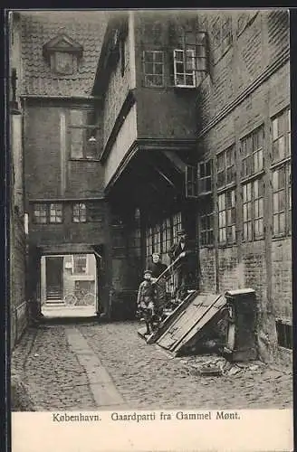 AK Kobenhavn, Gaardparti fra Gammel Mont