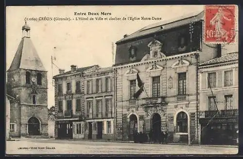 AK Créon, L`Hôtel de Ville et clocher de l`Église Notre-Dame