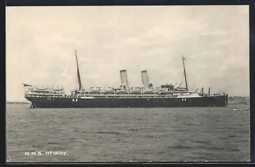 AK RMS Otway vor der Küste, Passagierschiff