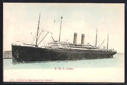 AK Passagierschiff RMS Celtic vor der Küste