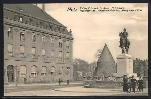 AK Metz, Kaiser Friedrich Denkmal vor der Reichsbank