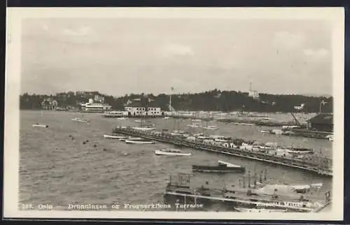 AK Oslo, Dronningen og Frognerkilens Terrasse