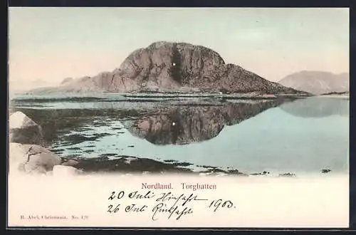 AK Torghatten /Nordland, Ansicht vom Wasser aus