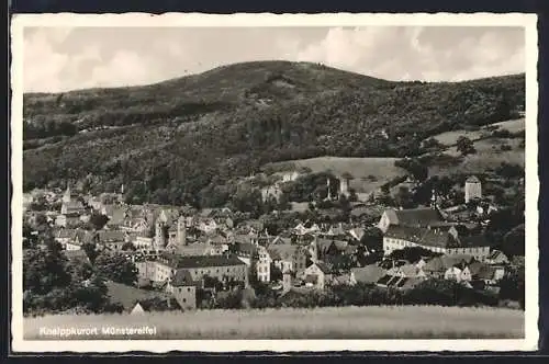 AK Münstereifel, Ortsansicht mit Hügel im Hintergrund