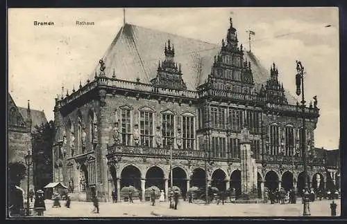 AK Bremen, Blick auf das Rathaus mit Passanten