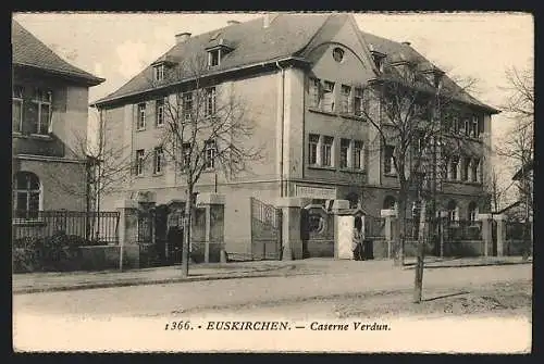 AK Euskirchen, Caserne Verdun mit Wachsoldat