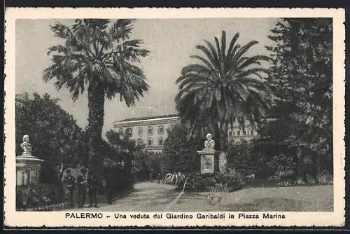 AK Palermo, Una veduta del Giardino Garibaldi in Piazza Marina