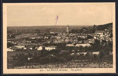 AK La Réole, Vue générale du village