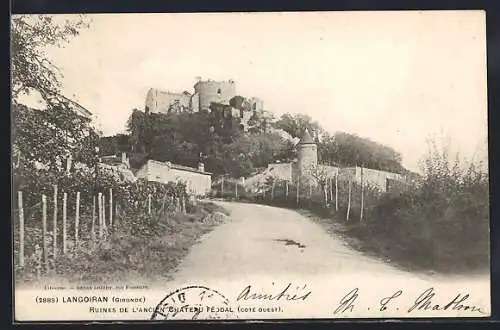 AK Langoiran, Ruines de l`ancien château féodal (côté ouest)