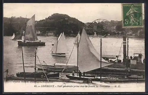AK Lormont, Vue générale prise sur le fleuve la Garonne