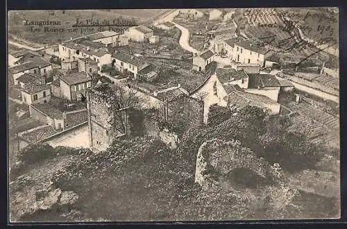 AK Langoiran, Le Pied du Château, Les Ruines vue prise du Donjon
