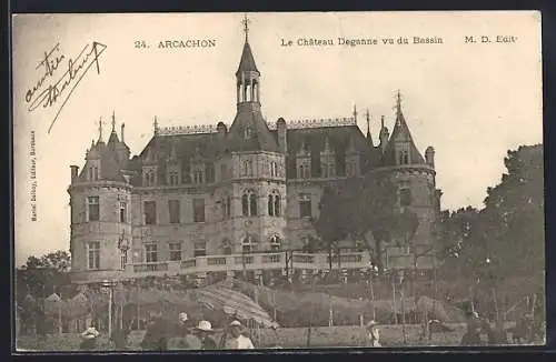 AK Arcachon, Le Château Deganne vu du Bassin
