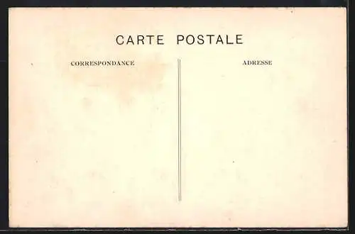 AK Libourne, Perspective du Pont de Pierre et les jolies Rives de la Dordogne