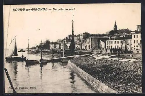 AK Bourg-sur-Gironde, Un coin du port