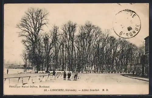 AK Libourne, Allées Souchet et promeneurs en hiver
