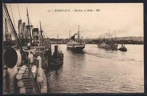 AK Bordeaux, Navires en Rade