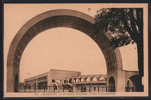 AK Bordeaux, Le Stade Municipal (Porte Monumentale)