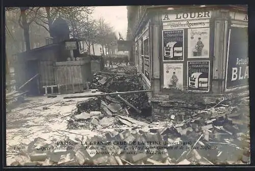AK Paris, Après l`inondation 1910: angle du Boulevard Saint-Germain et de la rue Soufflot déchaussé par les eaux