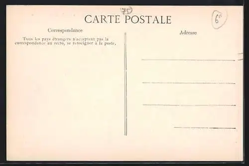 AK Paris, Crue de la Seine 1910 au Quai des Grands-Augustins, barques sur la rue inondée