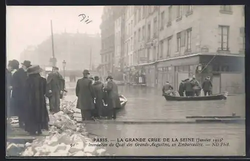 AK Paris, Inondation 1910 du Quai des Grands-Augustins, un Embarcadère