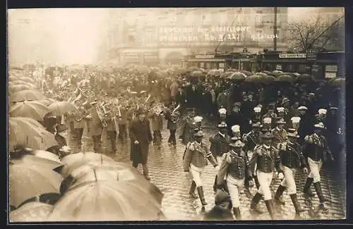 AK München, Abschied der Postillone 26.3.1922, Karlsplatz