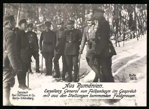 Riesen-AK Exzellenz General von Falenhayn im Gespräch mit Feldgrauen welche gerade aus der Stellung kommen, Uniform